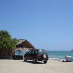 Auto am Strand, Ecuador